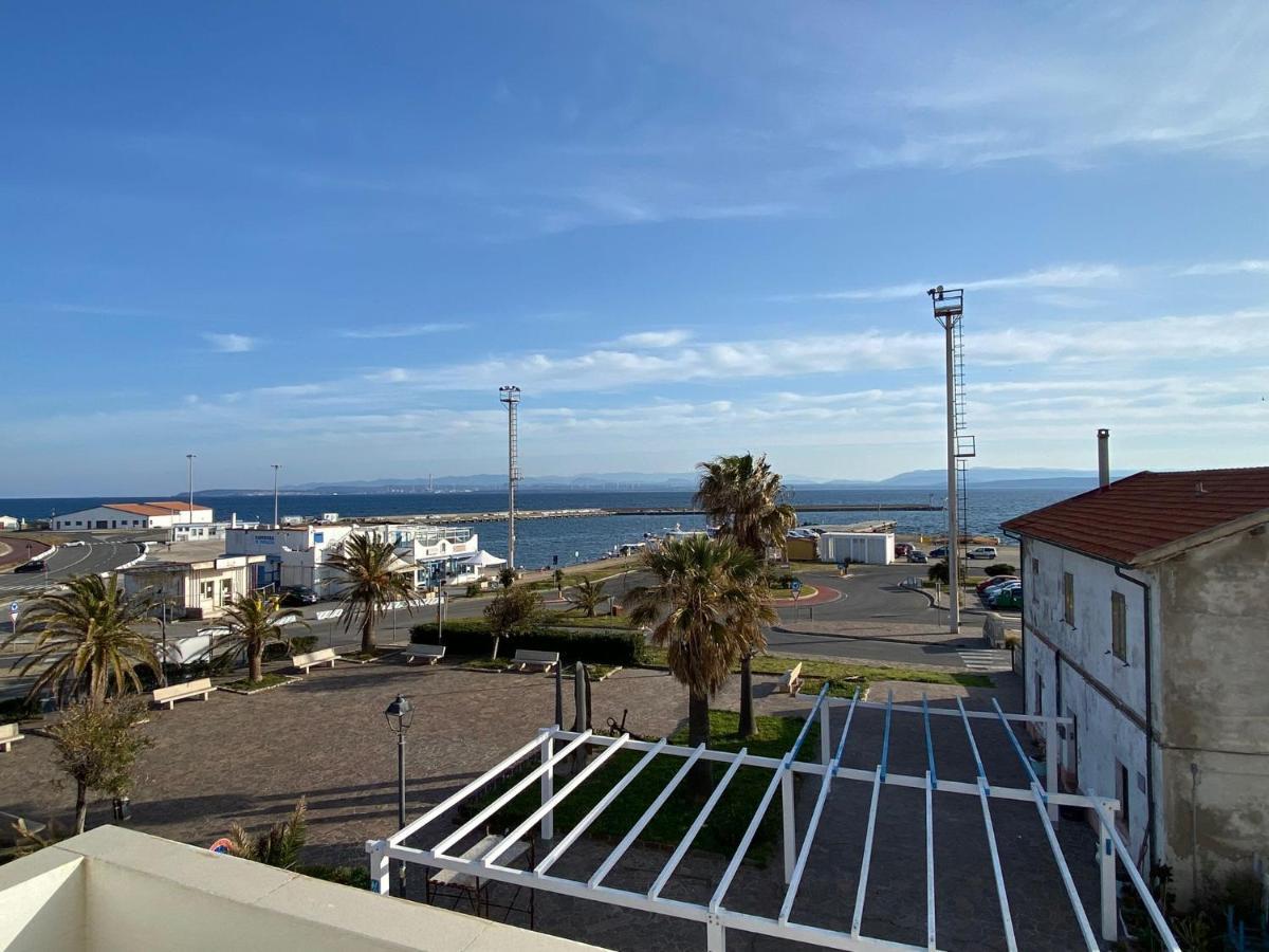 I Fenicotteri - Appartamenti Sul Mare Calasetta Bagian luar foto