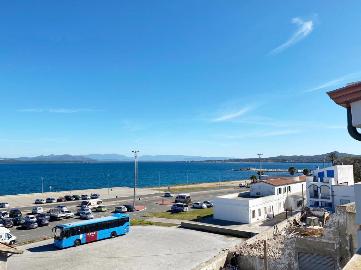 I Fenicotteri - Appartamenti Sul Mare Calasetta Bagian luar foto